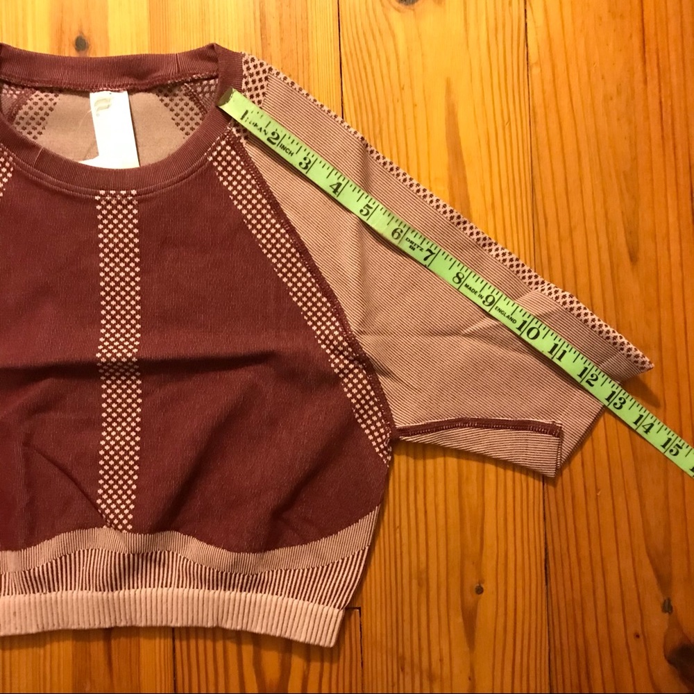 Fabletics Jessie Black Cherry Seamless Crop Top, L - Picture 10 of 12